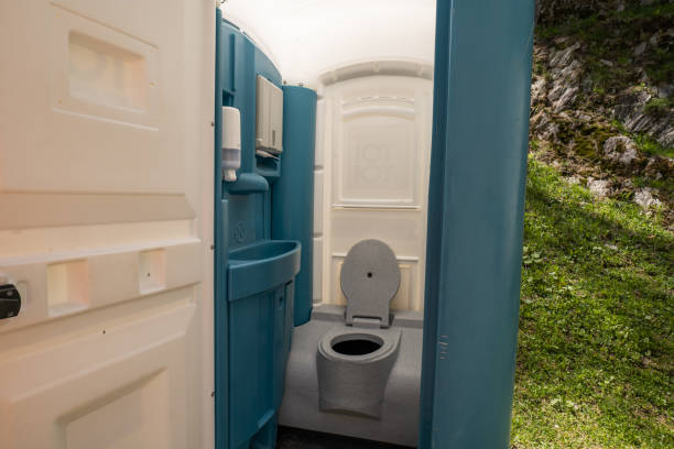 Affordable portable toilet rental in Brinckerhoff, NY